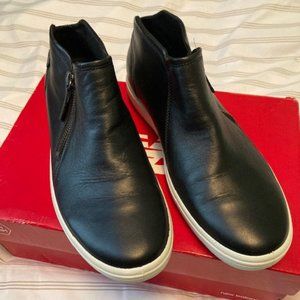 ECCO WOMENS SOFT 7 LOW BOOTIES